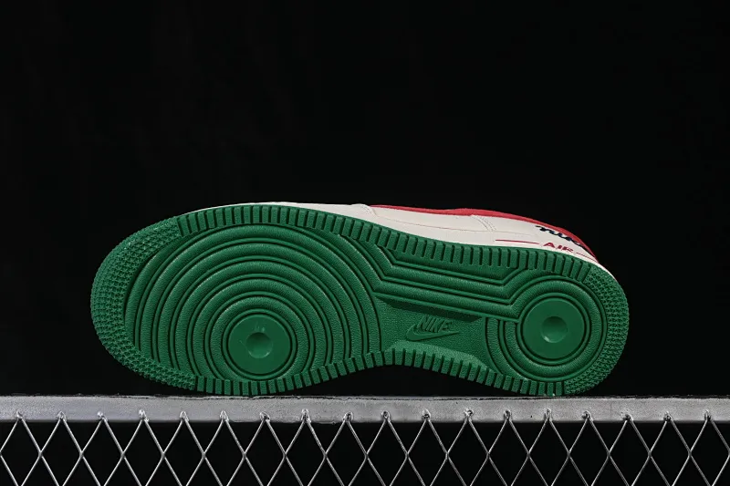 All categories Nk Air Force 1 Air Force series Nk Air Force 1 Low Air Force low-top Nike Air Force 1'07 Low beige red and green Air Force 1 low-top casual sneakers FV3694-108